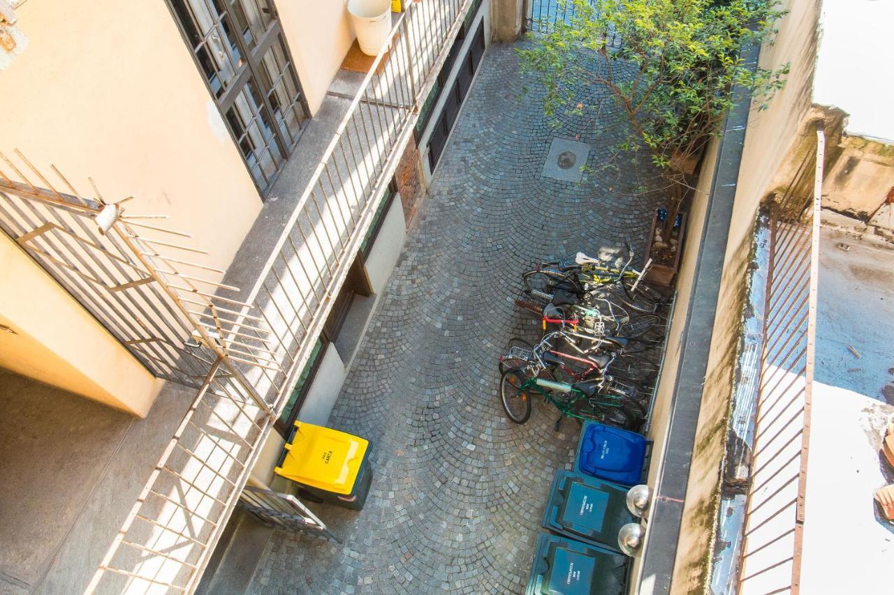 Apartmán La Casa Dei Cantautori Turín Exteriér fotografie
